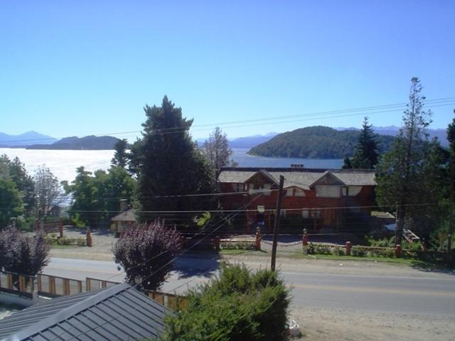 Hosteria Nuevo Pinar San Carlos de Bariloche Eksteriør bilde